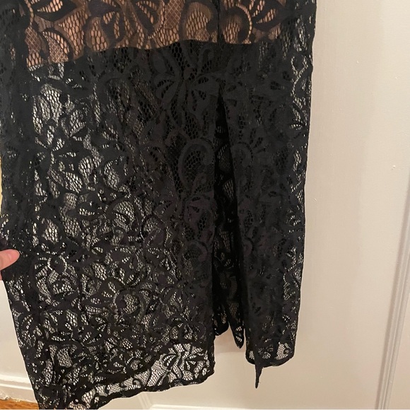 Black and nude lace and mesh dress - Picture 4 of 6